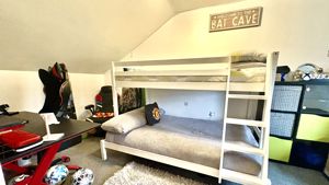 Photo 10- click for photo gallery